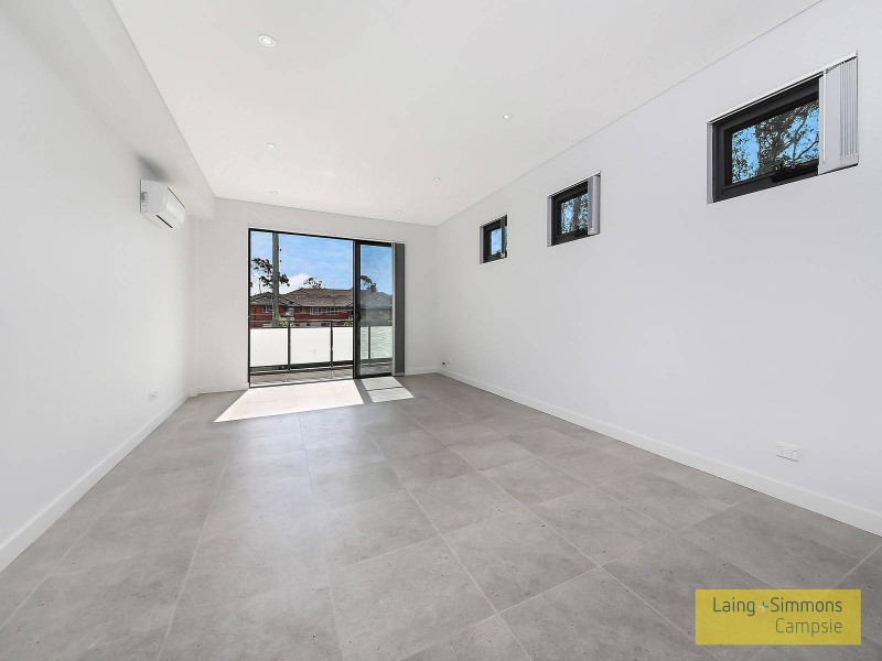 2/89 Claremont St, Campsie NSW 2194