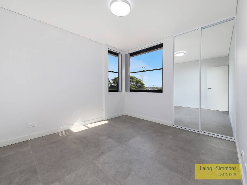 2/89 Claremont St, Campsie NSW 2194