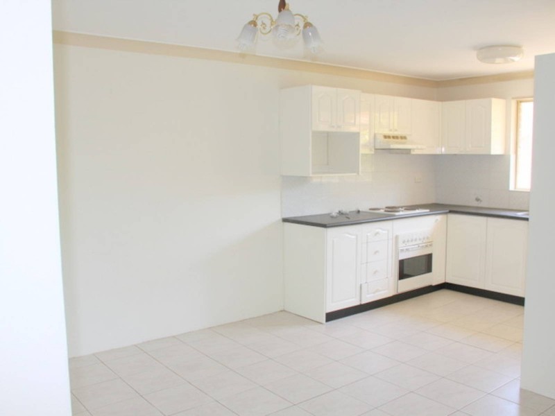 8/7-13 Third Avenue, Campsie NSW 2194