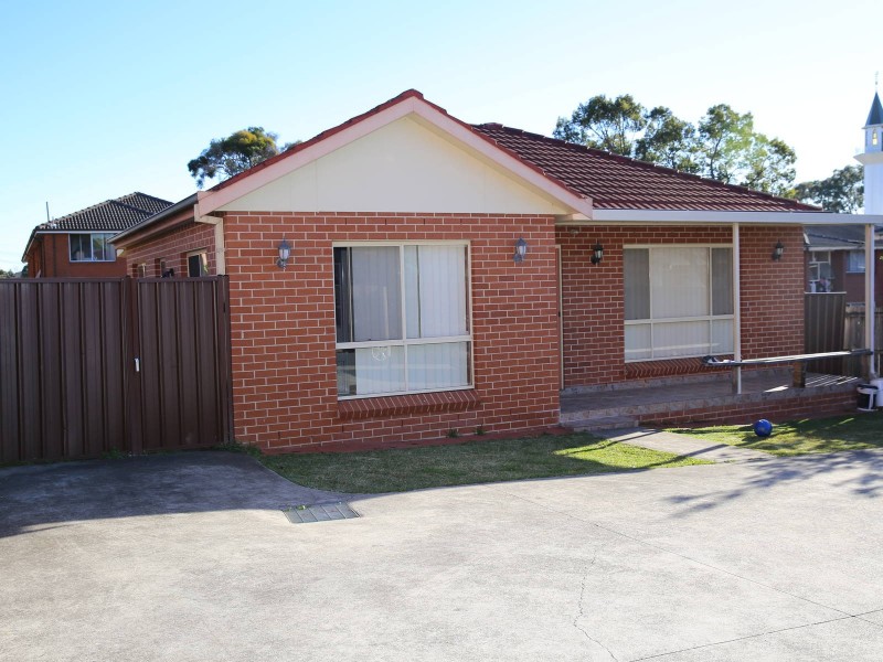 6C Boorea Avenue, Lakemba NSW 2195