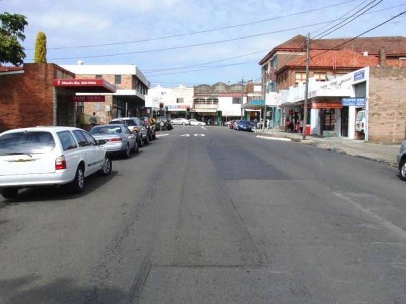 2/102 Clissold Parade, Campsie NSW 2194