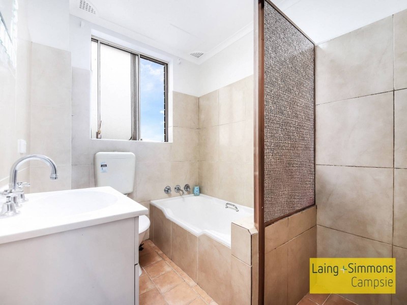 6/4 Garrong Road, Lakemba NSW 2195