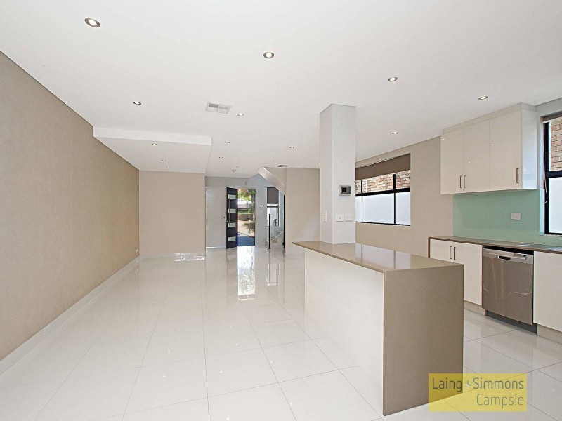 47 Lauma Ave, Greenacre NSW 2190