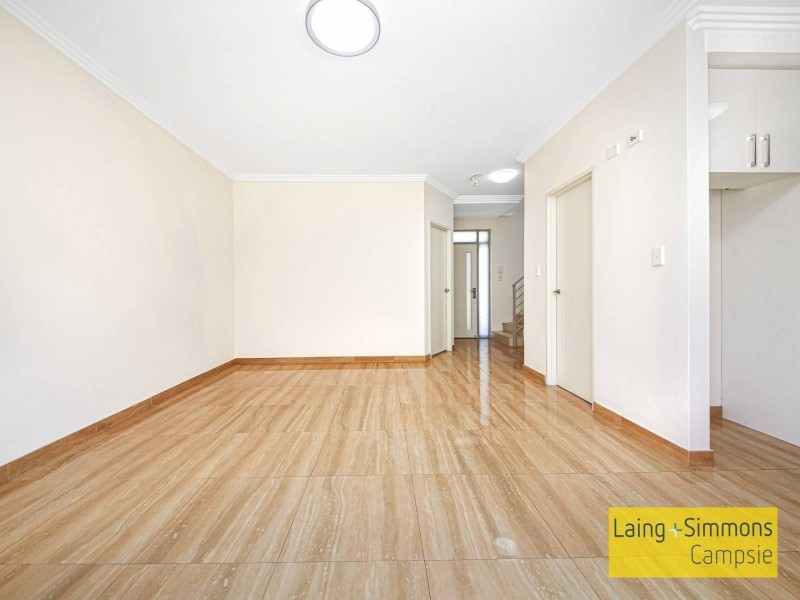 2/94 Evaline Street, Campsie NSW 2194