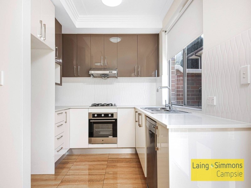 2/94 Evaline Street, Campsie NSW 2194