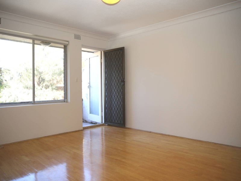 18 Unara St, Campsie NSW 2194