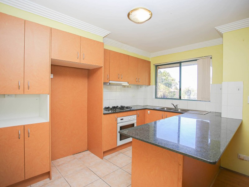 11/25 Seventh Ave, Campsie NSW 2194