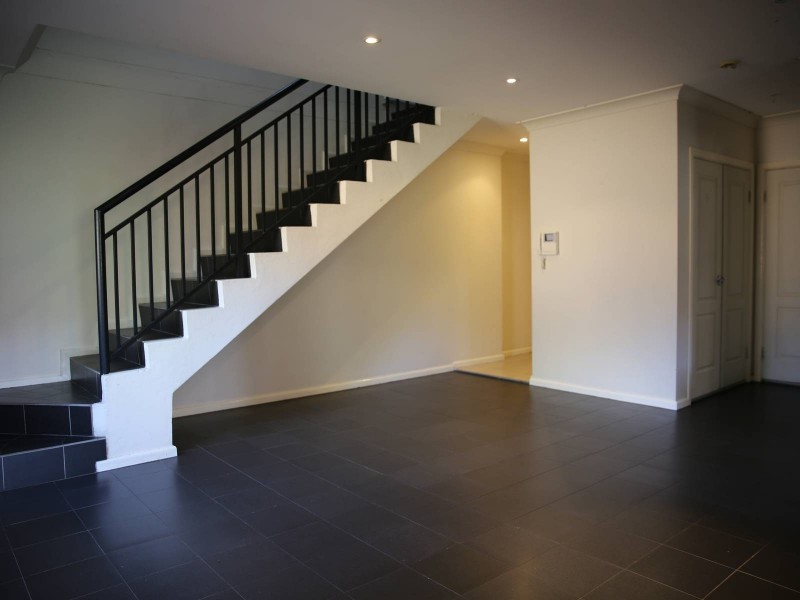 15 Milton St, Bankstown NSW 2200