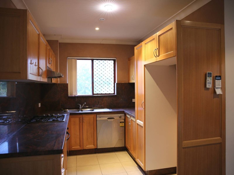 15 Milton St, Bankstown NSW 2200