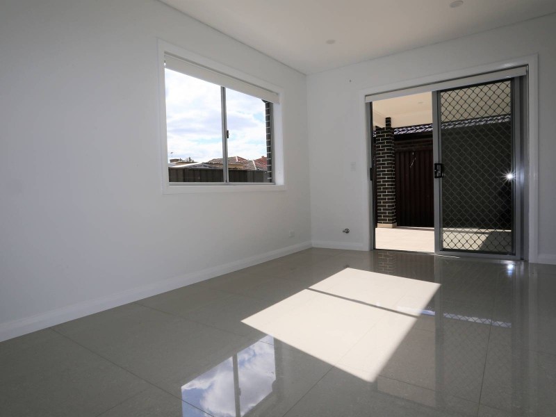 9a Iris Avenue, Riverwood NSW 2210