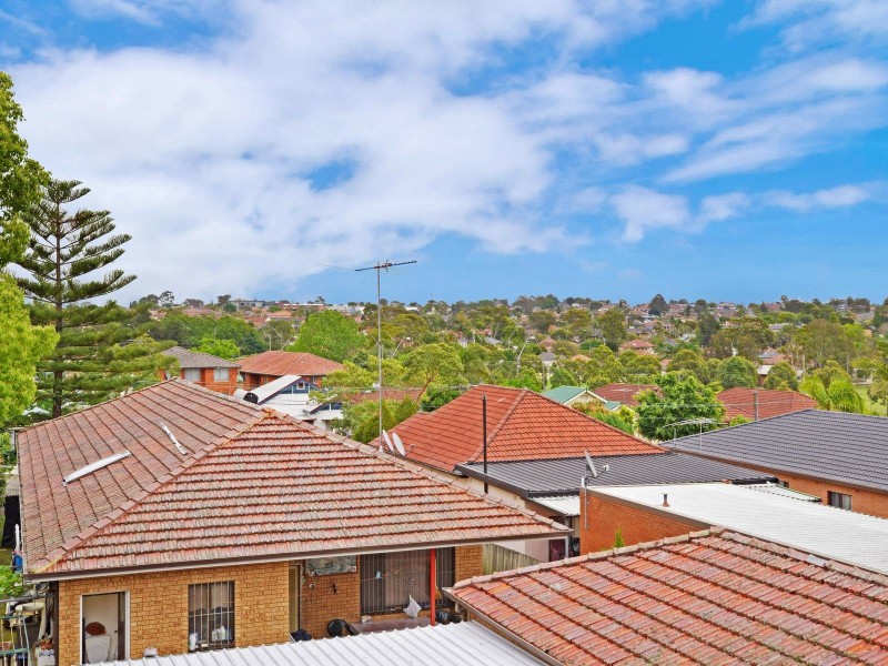 10/64 Fairmount St, Lakemba NSW 2195