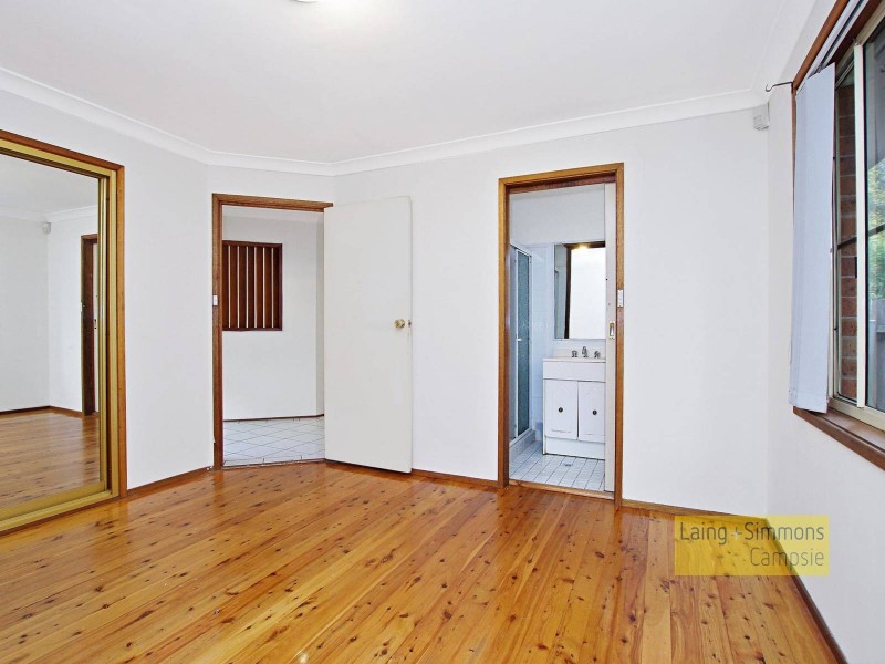 3 Hishion Place, Georges Hall NSW 2198