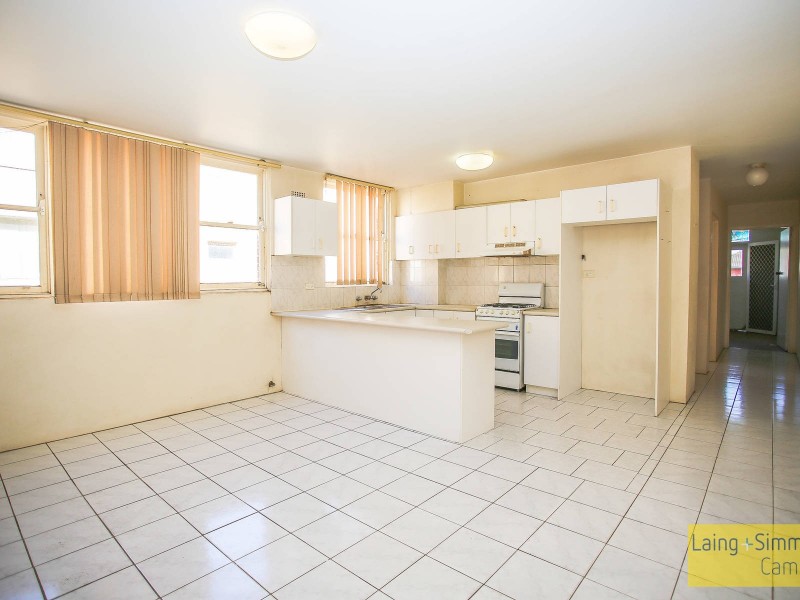 5/8 Fourth Ave, Campsie NSW 2194