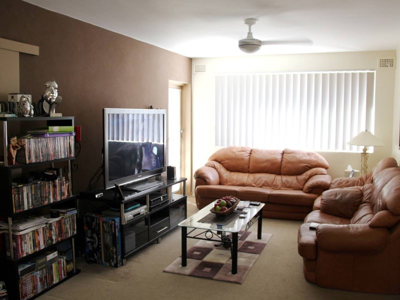 16 Northcote St, Campsie NSW 2194