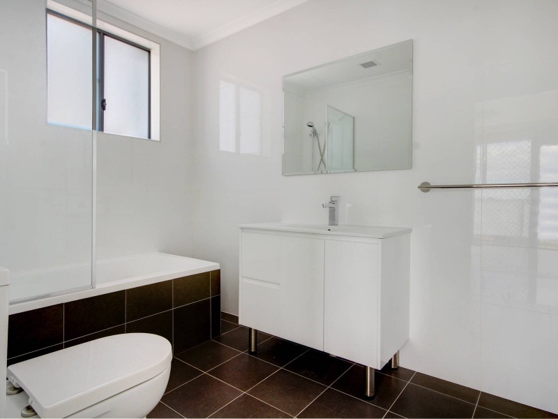 2 Remly St, Roselands NSW 2196