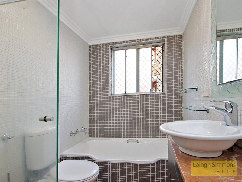 1/58 Frederick St, Campsie NSW 2194