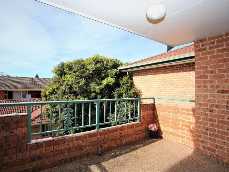 9/5 Eighth Ave, Campsie NSW 2194