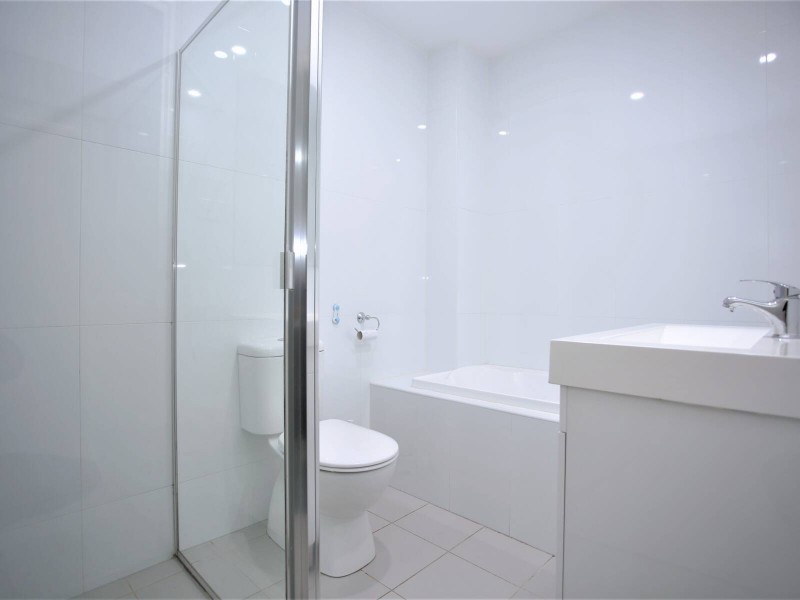 48/24 Lachlan Street (Corner of Bathurst Street), Liverpool NSW 2170