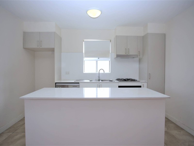 8/33 Second Avenue, Campsie NSW 2194