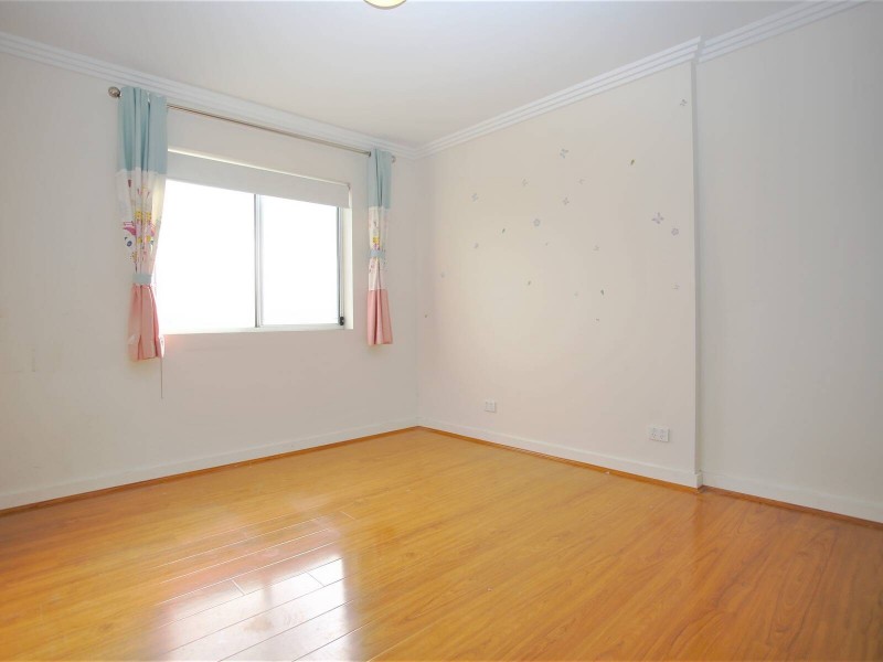 8/33 Second Avenue, Campsie NSW 2194