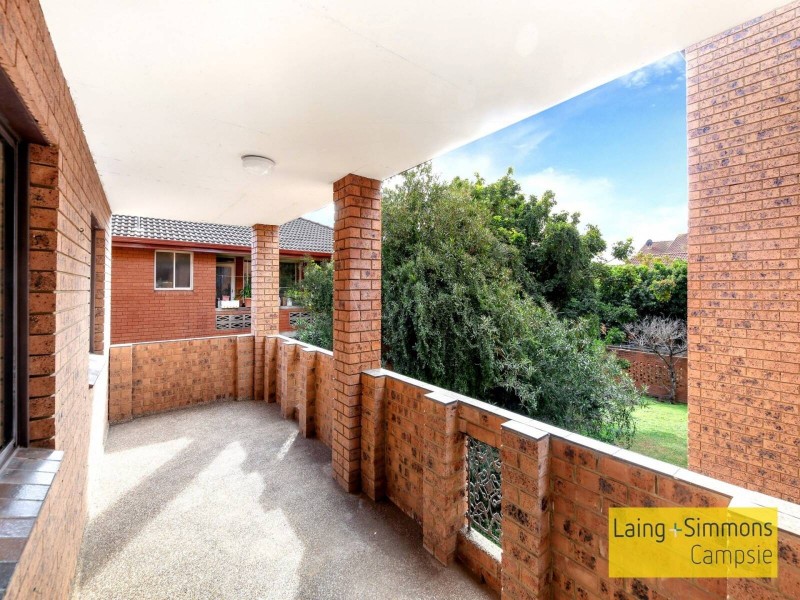 4/16 Gould Street, Campsie NSW 2194