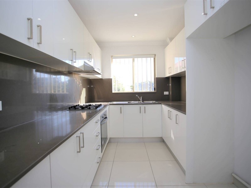 2/16 Nicholas Avenue, Campsie NSW 2194