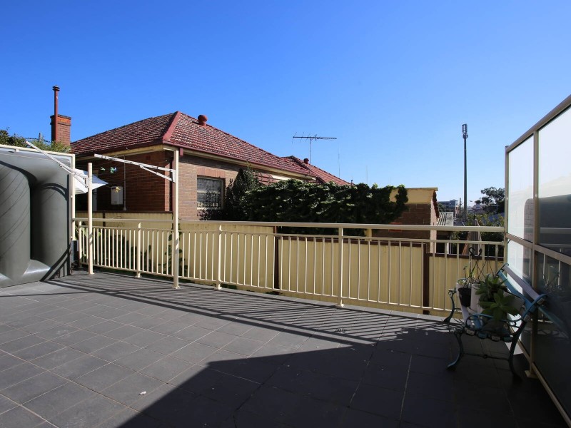 2/16 Nicholas Avenue, Campsie NSW 2194