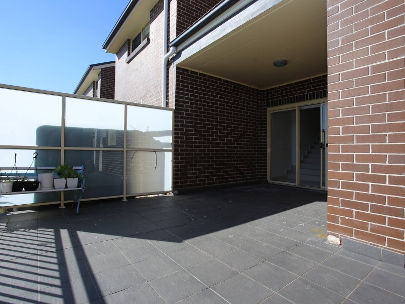 2/16 Nicholas Avenue, Campsie NSW 2194