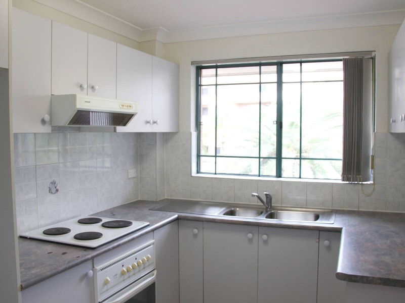 7/5 Eighth Ave, Campsie NSW 2194