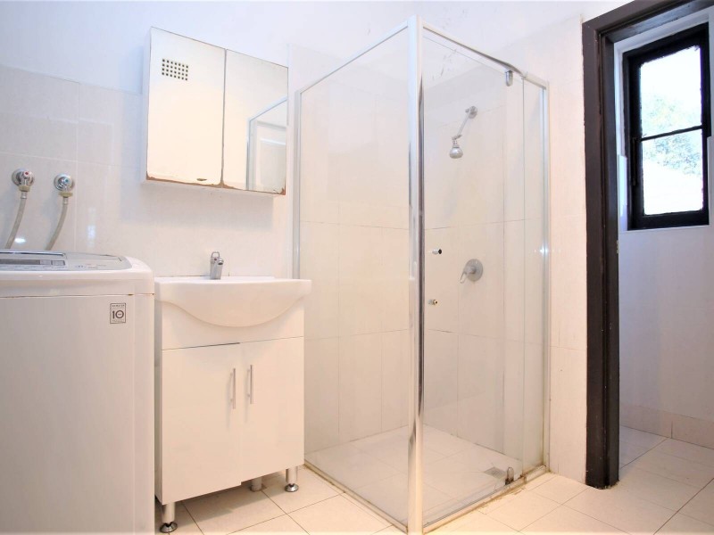 35 Vicliffe Avenue, Campsie NSW 2194