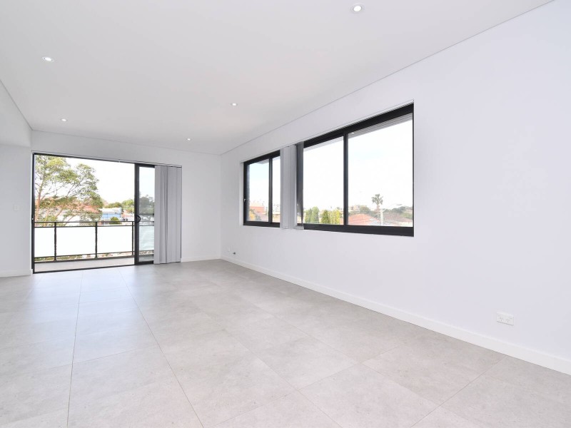 12/2A Thorncraft Parade, Campsie NSW 2194