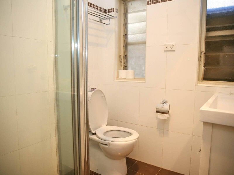 52 Vicliffe Ave, Campsie NSW 2194