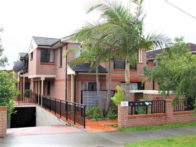 3/32  North Parade, Campsie NSW 2194