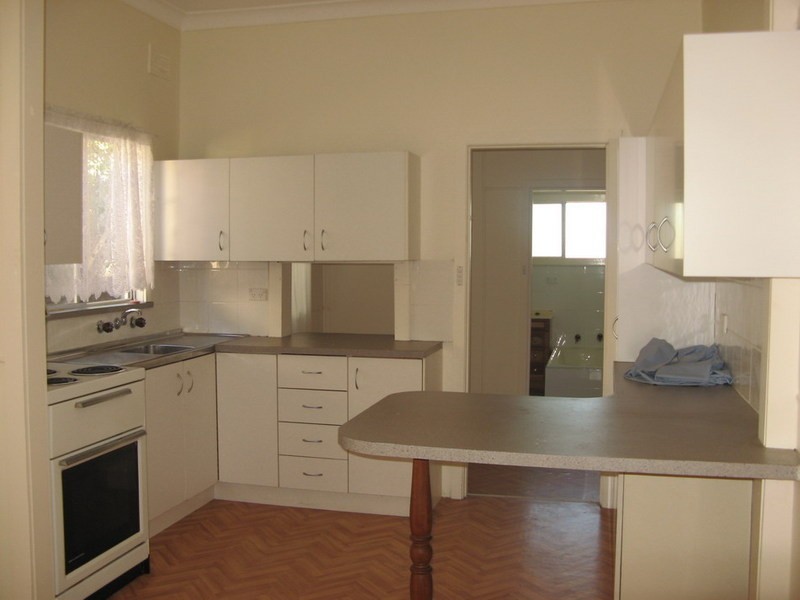 3 Lindsay Street, Campsie NSW 2194