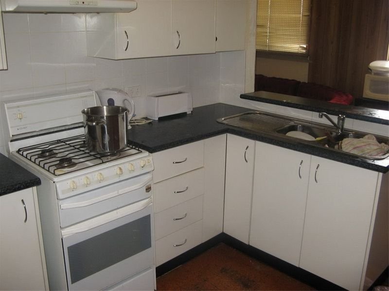 12 Greenacre Road, Greenacre NSW 2190