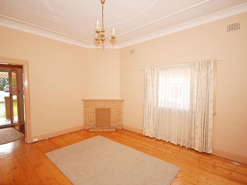 50  First Ave, Willoughby NSW 2068