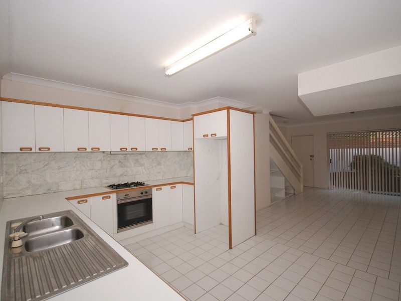 12L/12 Milner Rd, Artarmon NSW 2064