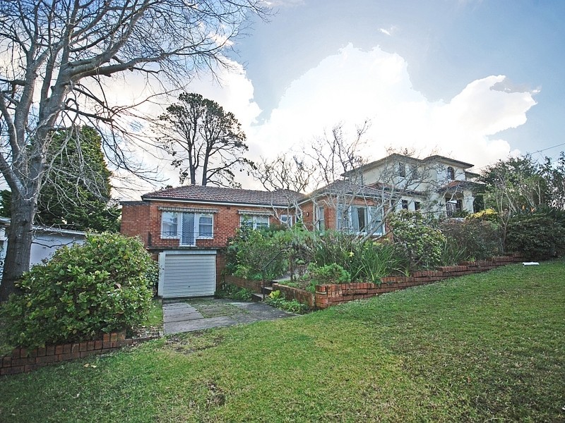 6 Covelee Circuit, Middle Cove NSW 2068