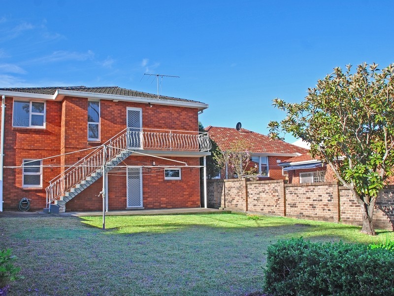 124 Fullers Road, Chatswood NSW 2067