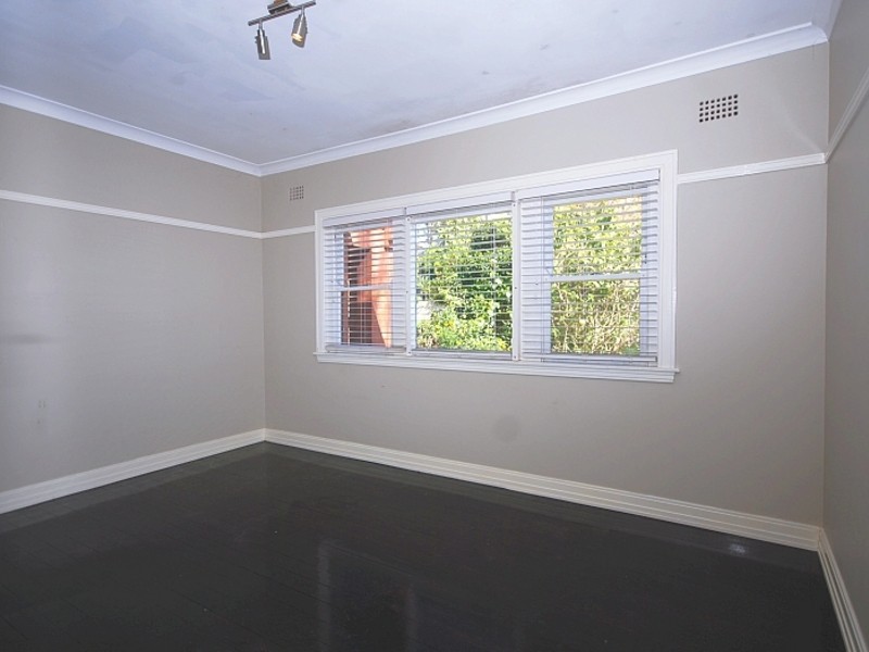 2 St Lawrence Street, Greenwich NSW 2065