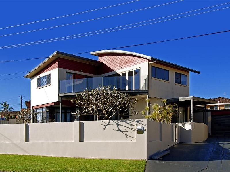 8 Holt Street, Kiama Downs NSW 2533