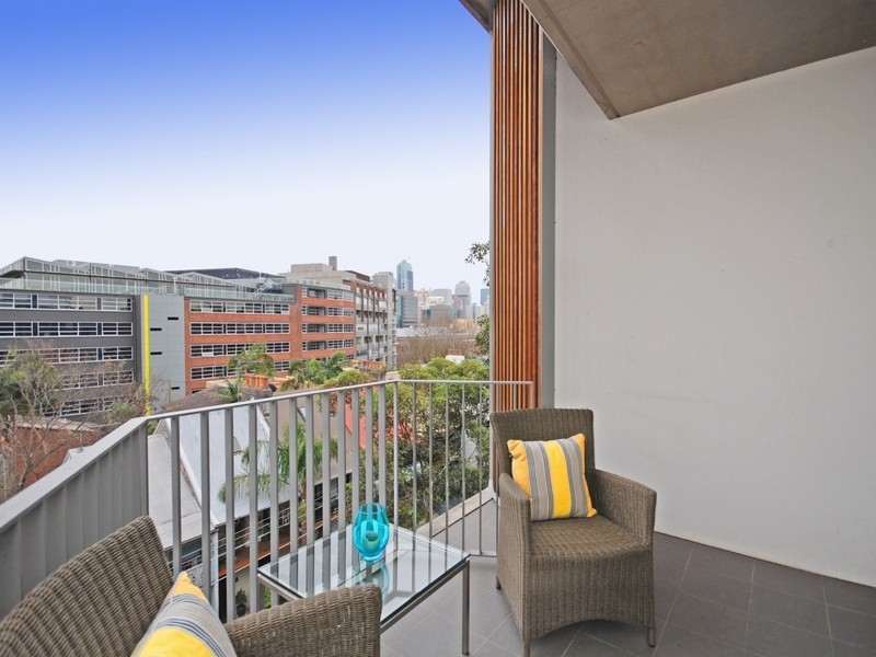 3 310/38 Waterloo Street, Surry Hills NSW 2010