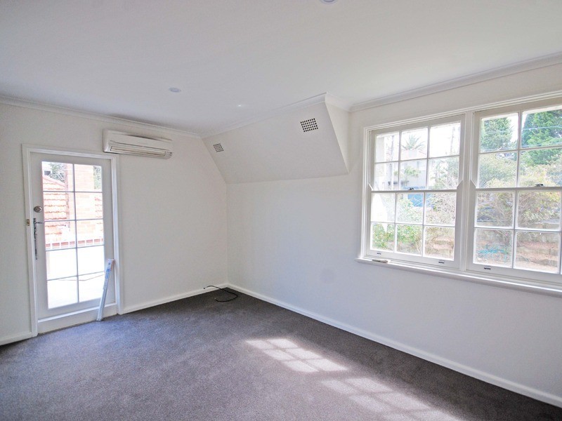 3  Covelee Circuit, Middle Cove NSW 2068