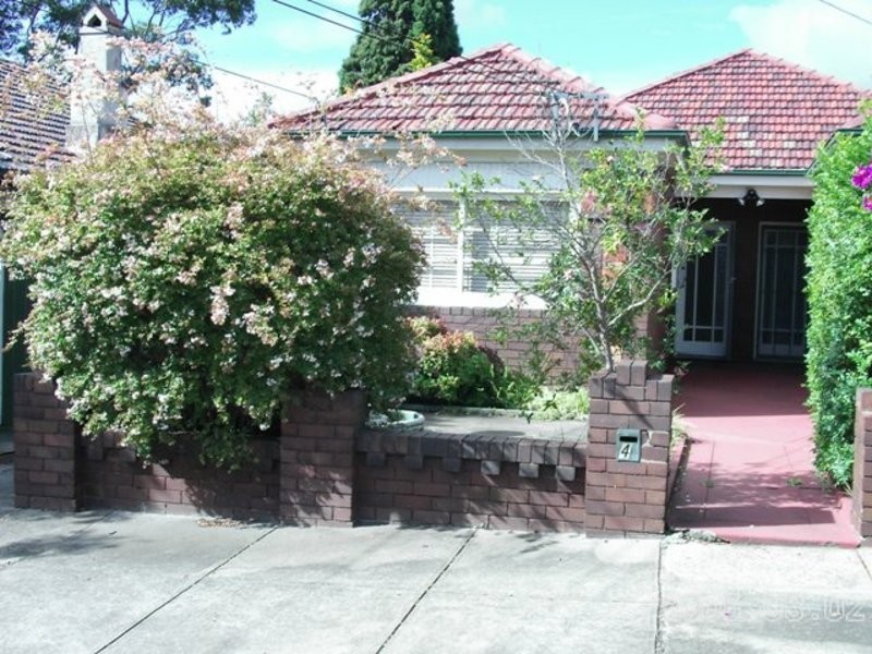 4 Tawa Street, Ashfield NSW 2131