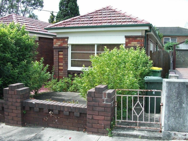 4 Tawa Street, Ashfield NSW 2131