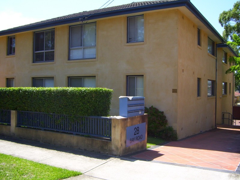 2/28 Bay Road, Russell Lea NSW 2046