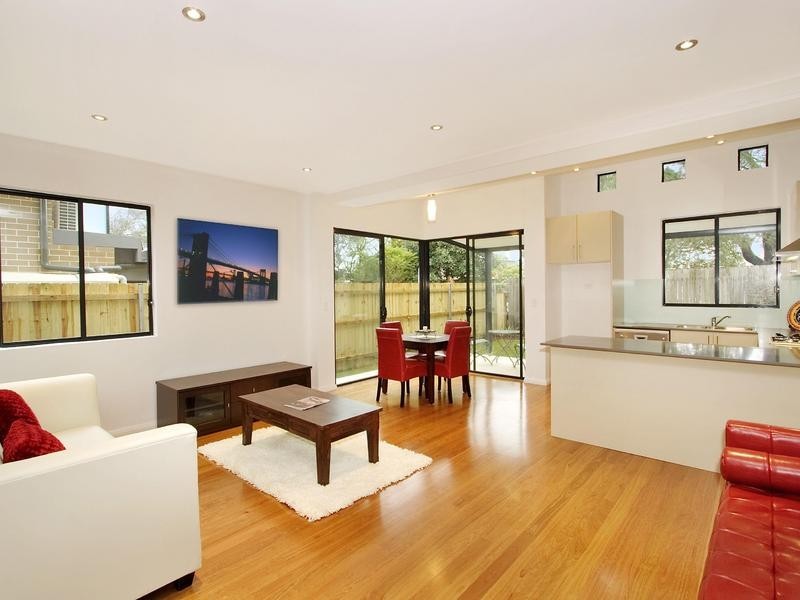 1/15A Blackwall Point Road, Chiswick NSW 2046