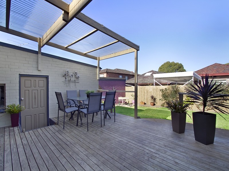 14 Clare Crescent, Russell Lea NSW 2046