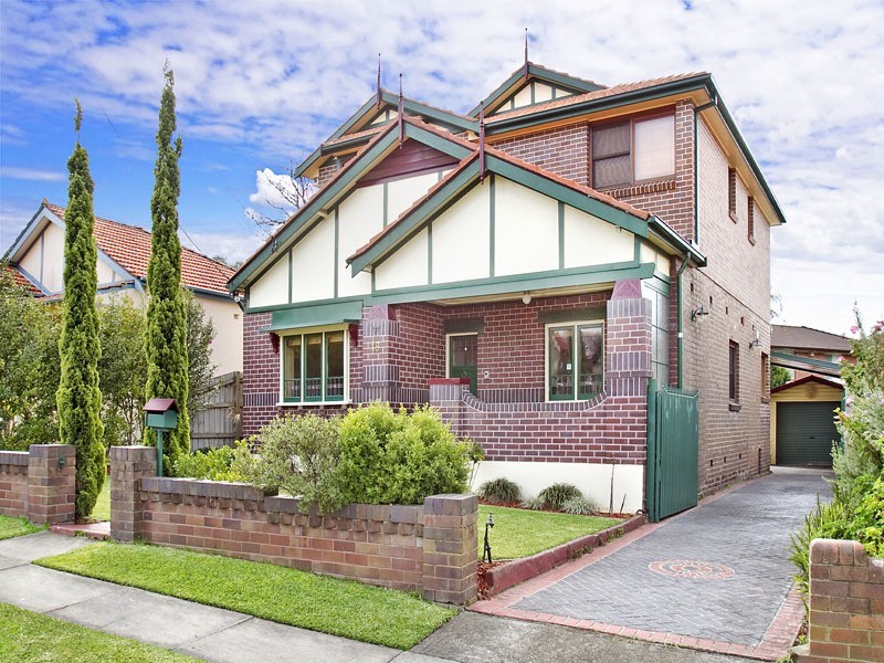 15 Edith Avenue, Concord NSW 2137