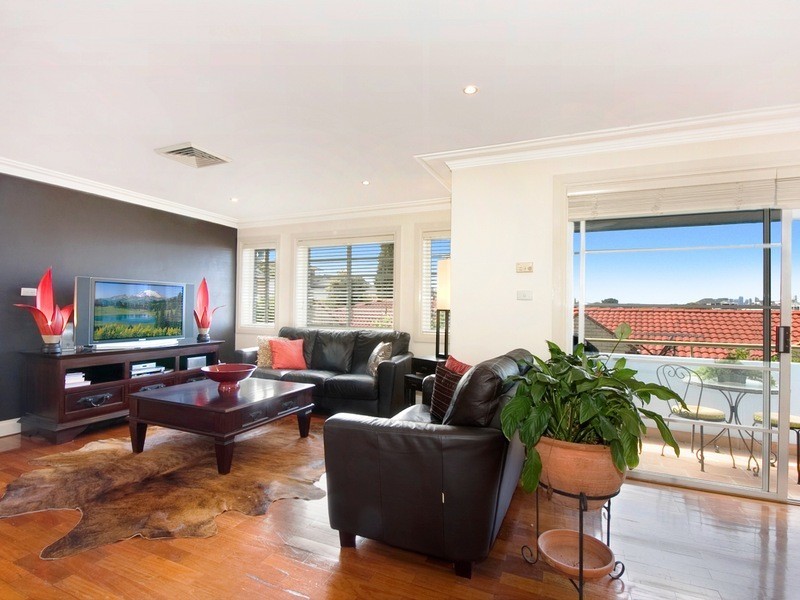 4/9 Walton Crescent, Abbotsford NSW 2046